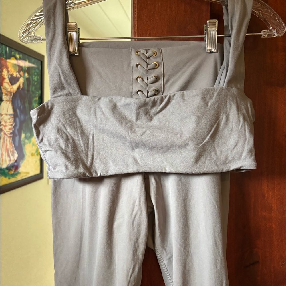 WeWoreWhat Grey lace up leggings and sports bra set